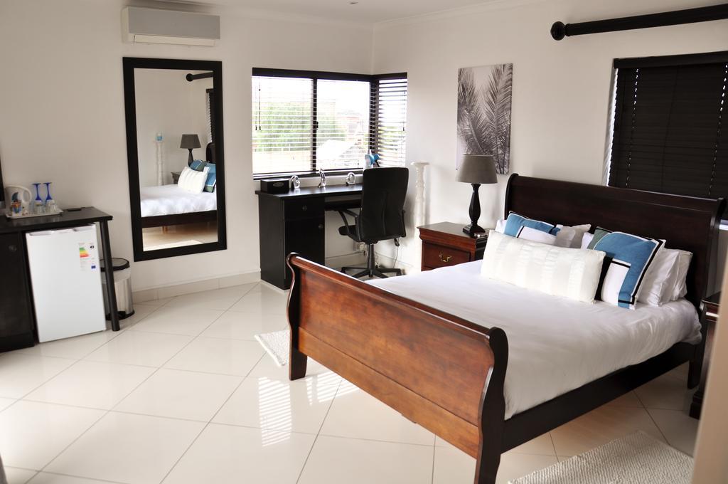 Me Casa Guest House Bluewater Bay Exterior photo
