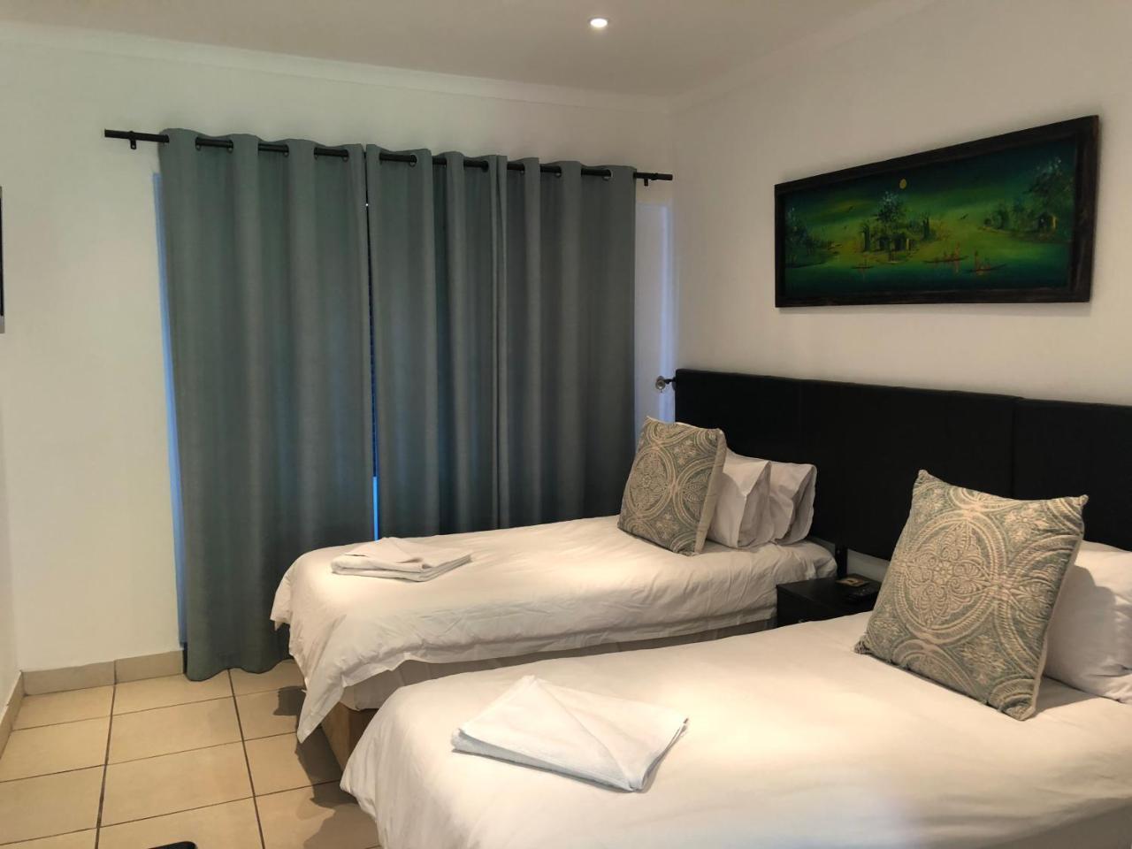 Me Casa Guest House Bluewater Bay Exterior photo